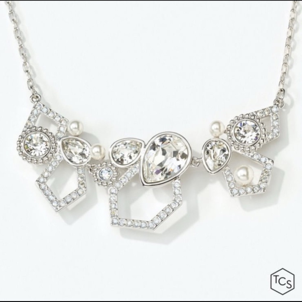 Touchstone crystal treasure trove necklace - like new #1564